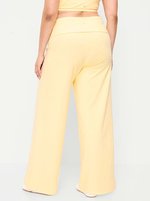 Old Navy High-Waisted PowerChill Fold-Over Wide-Leg Pants — photo 7