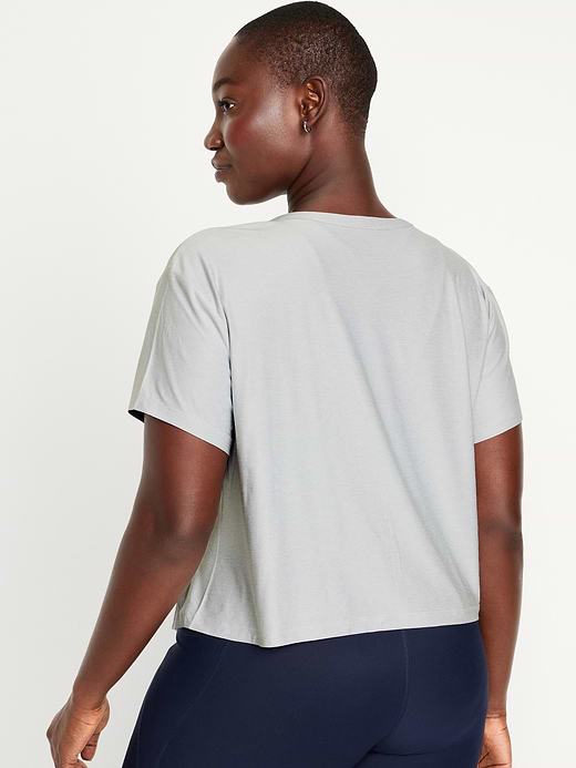 Old Navy CloudMotion T-Shirt — photo 7