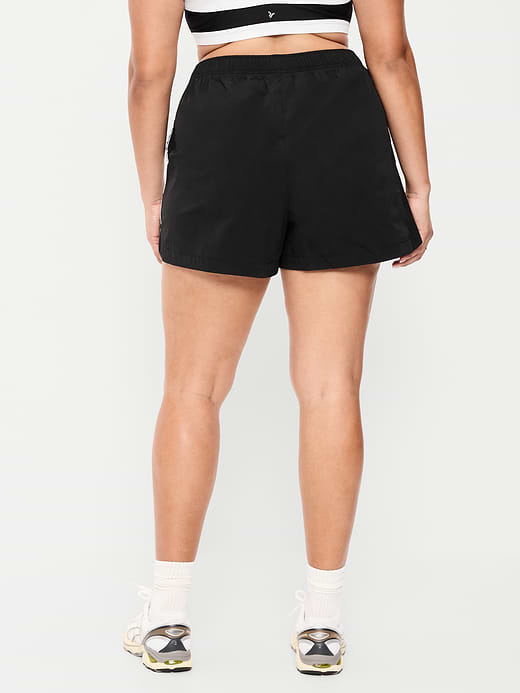Old Navy High-Waisted TrekTech Run Shorts — photo 8
