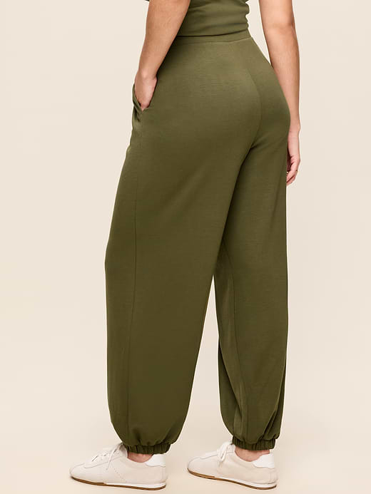 Old Navy Oversized Bounce Lite Bubble Joggers — photo 7