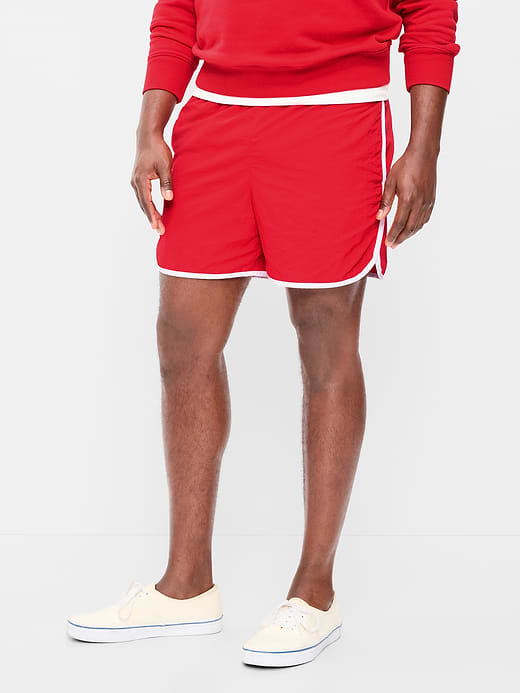 Old Navy Active Shorts -- 5-inch inseam — photo 1