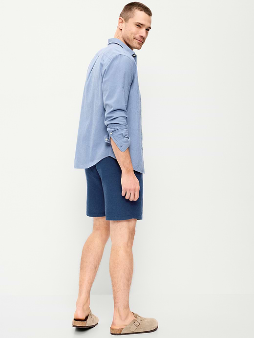 Old Navy Slim Built-In Flex Rotation Chino Shorts -- 8-inch inseam — photo 4