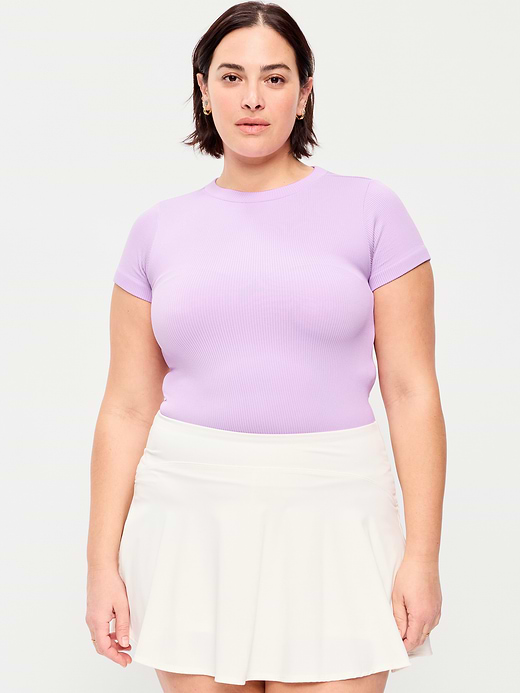 Old Navy Exhale Seamless Fitted Rib T-Shirt — photo 8