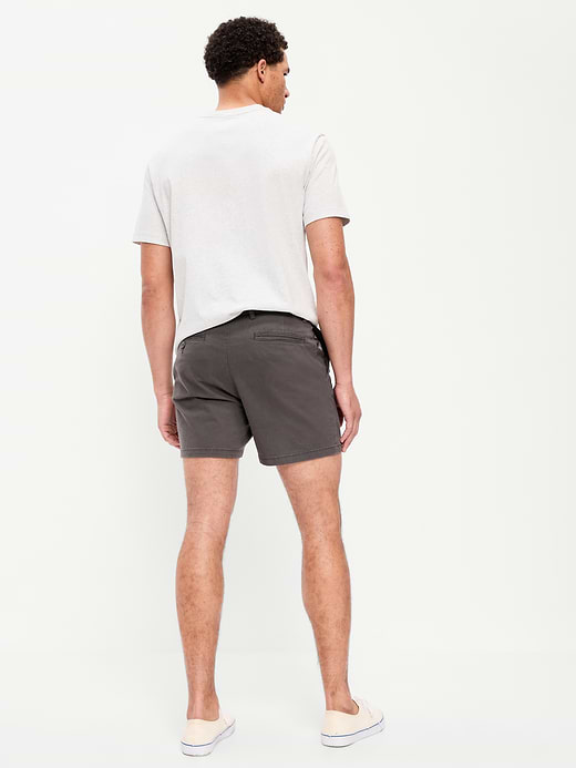 Old Navy Slim Built-In Flex Rotation Chino Shorts -- 5-inch inseam — photo 4