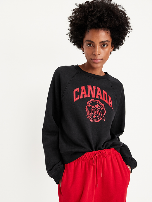 Old Navy Vintage Canada Logo-Graphic Sweatshirt — photo 4