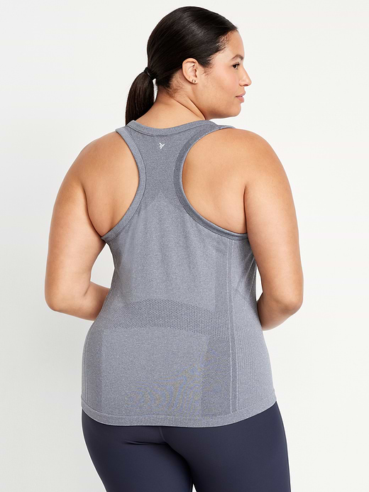 Old Navy Fluid Seamless Fitted Tank Top — photo 9