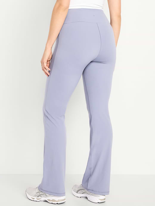 Old Navy High-Waisted StudioSmooth Flare Leggings — photo 7