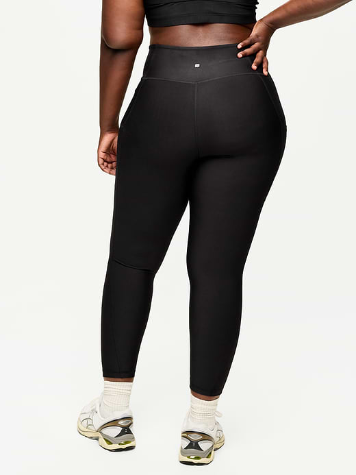 Old Navy High-Waisted PowerSoft 7/8 Pocket Leggings — photo 7