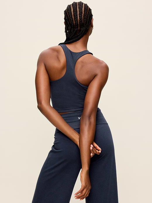 Old Navy Light Support PowerChill High-Neck Racerback Sports Bra — photo 3