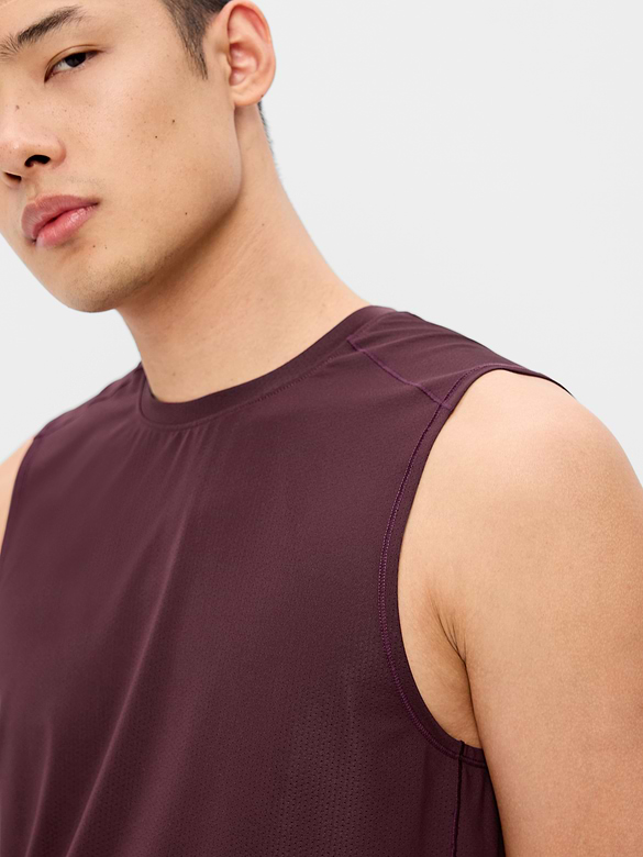 Old Navy Performance Vent Tank — photo 4