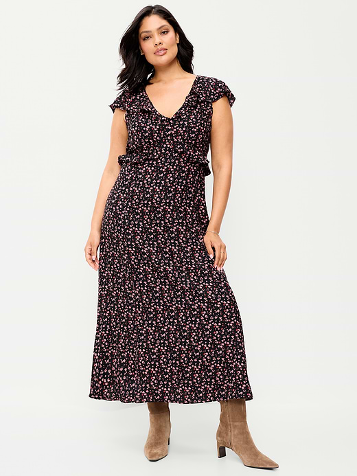 Old Navy Flutter-Sleeve Crepe Maxi Dress — photo 9