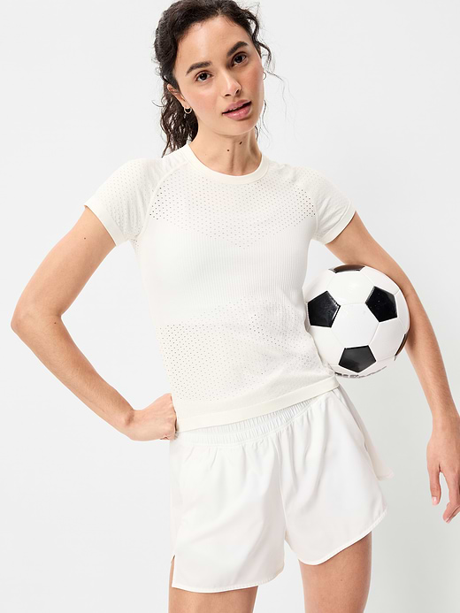 Old Navy Seamless Textured Cropped T-Shirt — photo 4