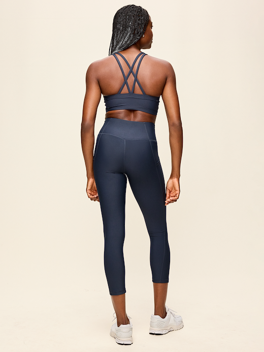 Old Navy High-Waisted PowerSoft Crop Pocket Leggings — photo 14