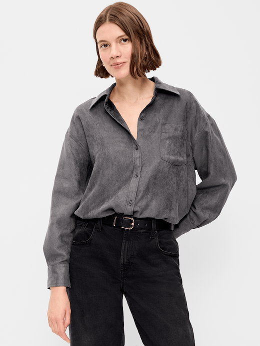 Old Navy Oversized Boyfriend Button-Down Faux-Suede Shirt — photo 1