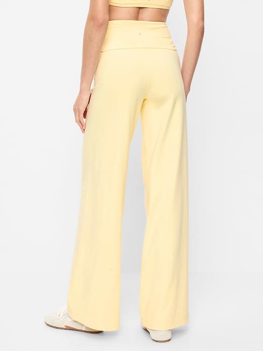 Old Navy High-Waisted PowerChill Fold-Over Wide-Leg Pants — photo 3