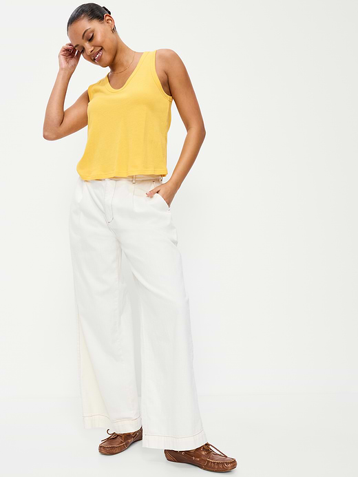 Old Navy Relaxed Scoop-Neck Tank Top — photo 4