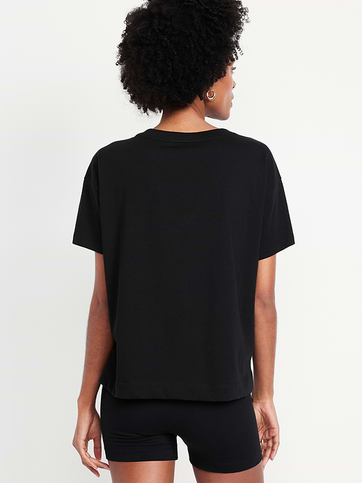Old Navy Vintage V-Neck T-Shirt — photo 3