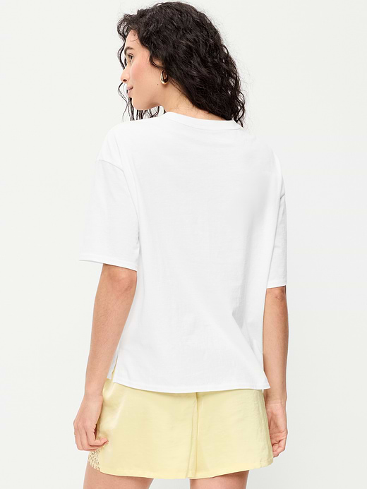 Old Navy Short-Sleeve Loose Graphic T-Shirt — photo 3