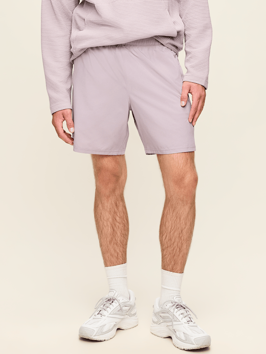 Old Navy StretchTech Workout Shorts -- 7-inch inseam — photo 1