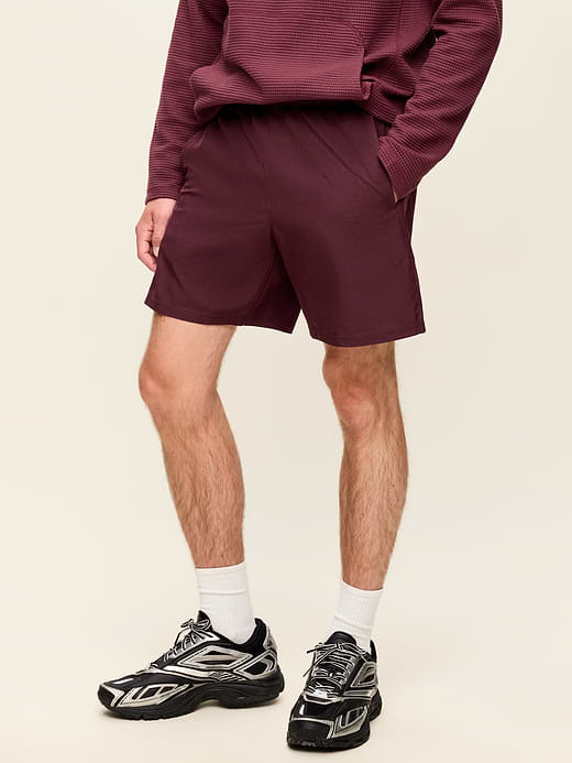 Old Navy StretchTech Workout Shorts -- 7-inch inseam — photo 1