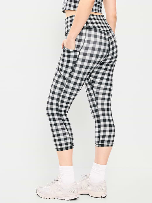 Old Navy High-Waisted PowerSoft Crop Pocket Leggings — photo 6
