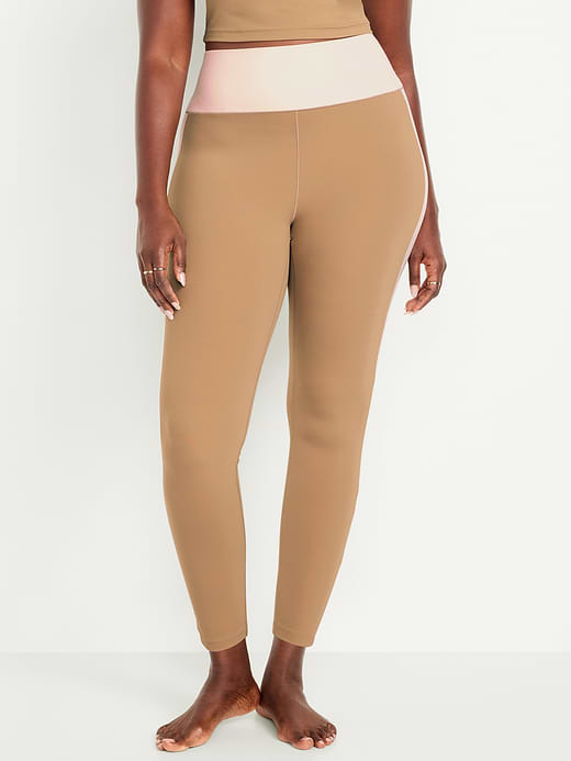 Old Navy Extra High-Waisted StudioSmooth 7/8 Leggings — photo 5
