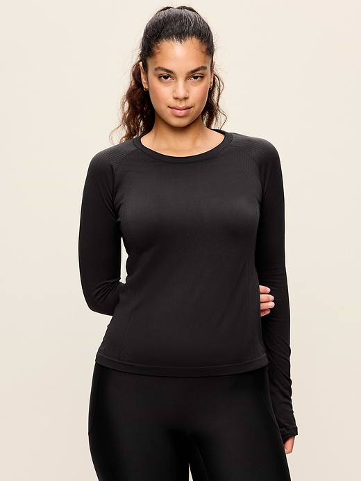Old Navy Fluid Seamless Fitted Top — photo 6