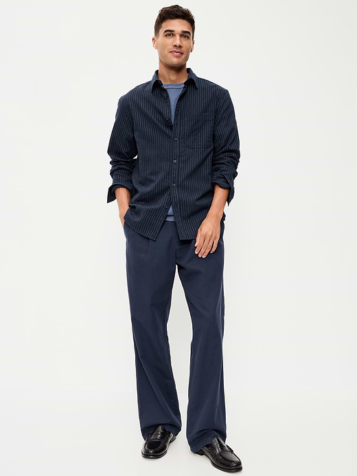 Old Navy Relaxed Long-Sleeve Flannel Pocket Shirt — photo 4