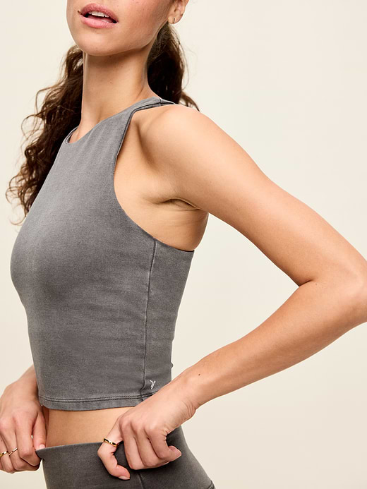 Old Navy Light Support PowerChill High-Neck Racerback Sports Bra — photo 10