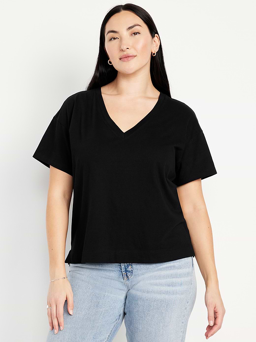 Old Navy Vintage V-Neck T-Shirt — photo 5