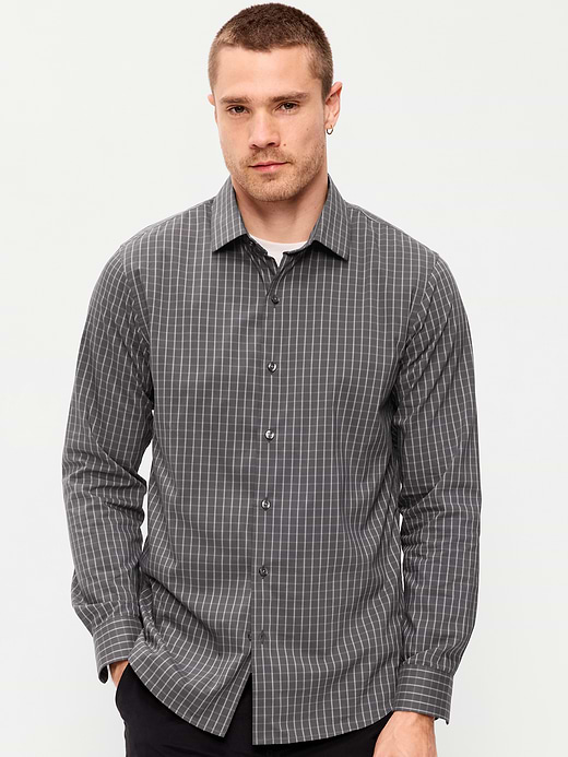 Old Navy Slim Fit Pro Signature Performance Dress Shirt — photo 1