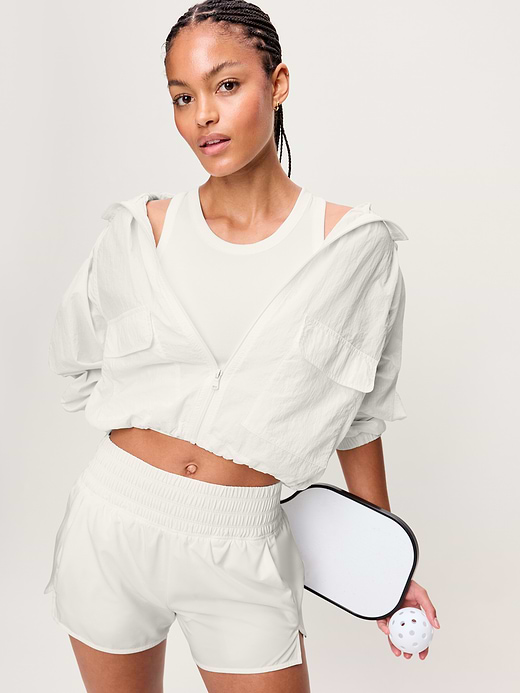 Old Navy Seamless Fitted High-Neck Crop Top — photo 4