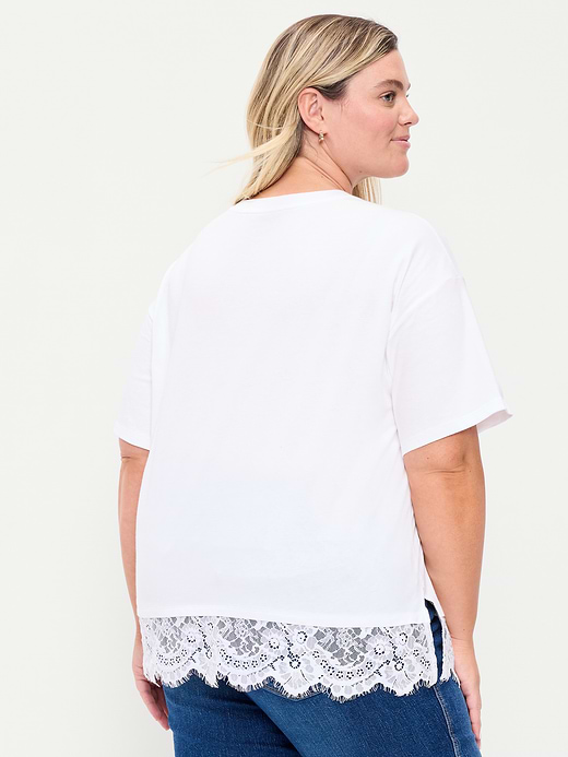 Old Navy Oversized Lace Hem T-Shirt — photo 9