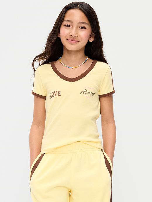 Old Navy Fitted Short-Sleeve Graphic T-Shirt for Girls — photo 1