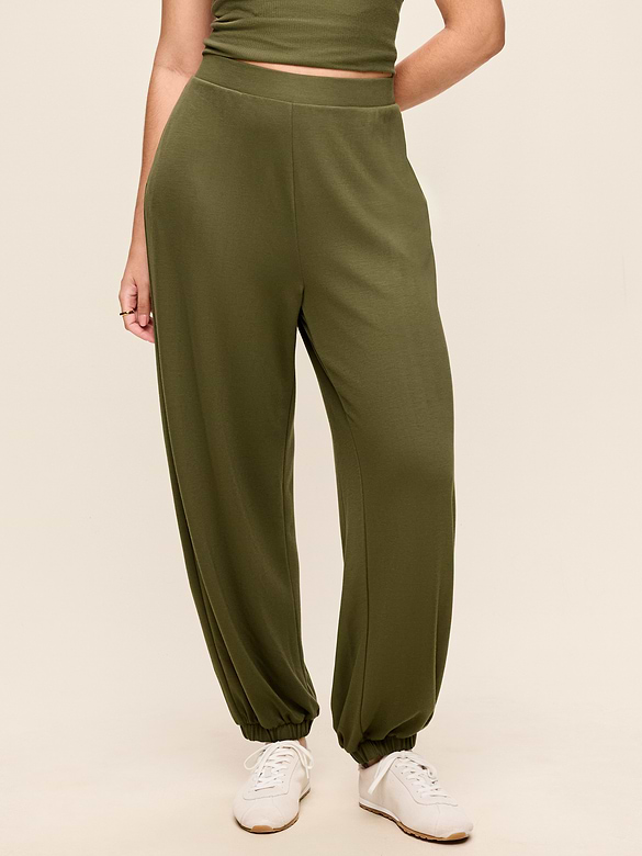 Old Navy Oversized Bounce Lite Bubble Joggers — photo 6