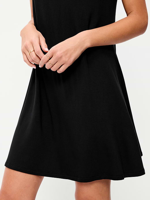 Old Navy Short-Sleeve Mini Swing Dress — photo 5
