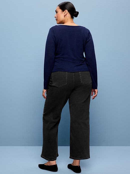 Old Navy High-Waisted Weekender Pull-On Crop Wide-Leg Jeans — photo 10
