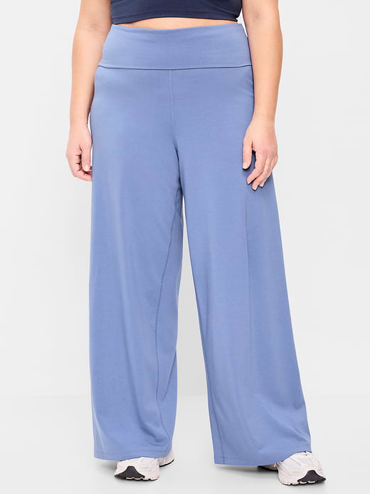 Old Navy High-Waisted PowerChill Fold-Over Wide-Leg Pants — photo 6