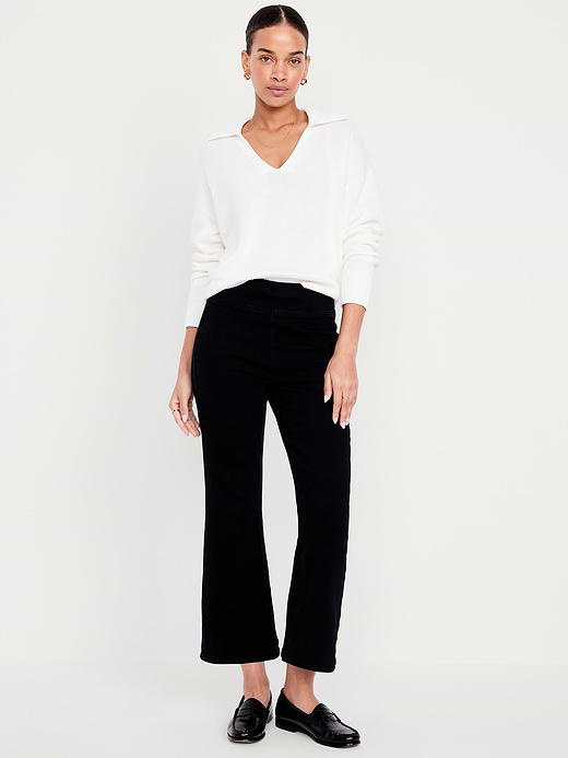 Old Navy High-Waisted Weekender Pull-On Crop Flare Jeans — photo 1
