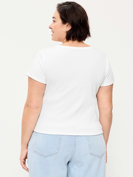 Old Navy Snug Crop V-Neck Ribbed T-Shirt — photo 9