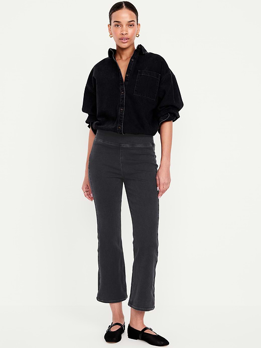 Old Navy High-Waisted Weekender Pull-On Crop Flare Jeans — photo 1