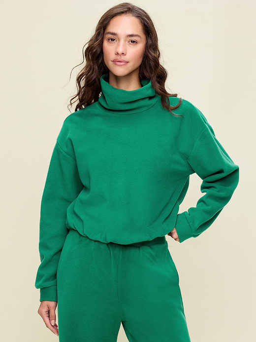 Old Navy Performance Fleece Funnel Neck Pullover — photo 1