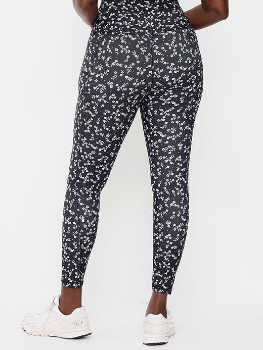 Old Navy High-Waisted PowerSoft 7/8 Pocket Leggings — photo 6