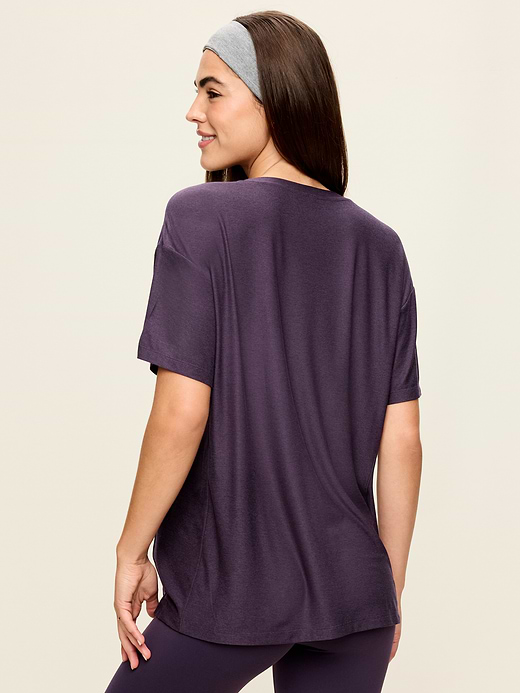 Old Navy CloudMotion Short-Sleeve Tunic — photo 3
