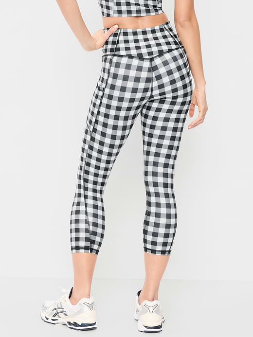 Old Navy High-Waisted PowerSoft Crop Pocket Leggings — photo 3