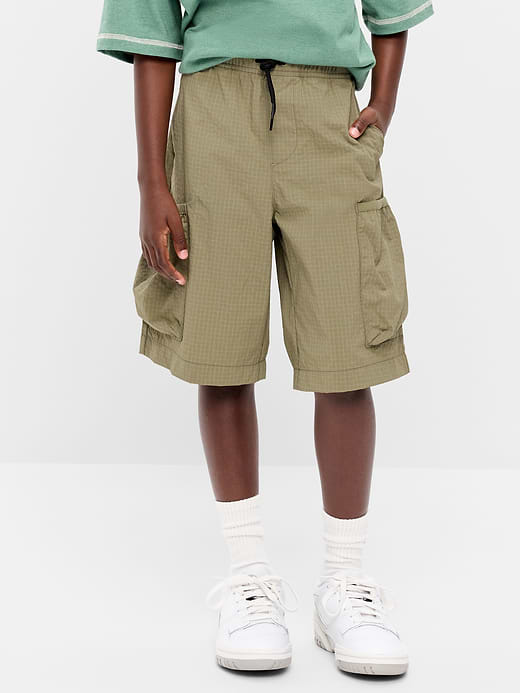 Old Navy Below Knee Super Baggy Ripstop Cargo Shorts for Boys — photo 1
