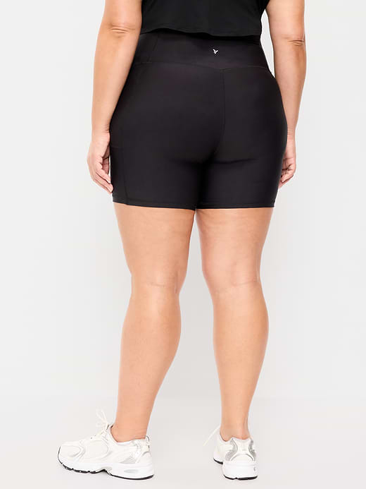 Old Navy Extra-High Waisted PowerSoft Boundless Pocket Biker Shorts-- 6-inch inseam - No Front Seam — photo 8