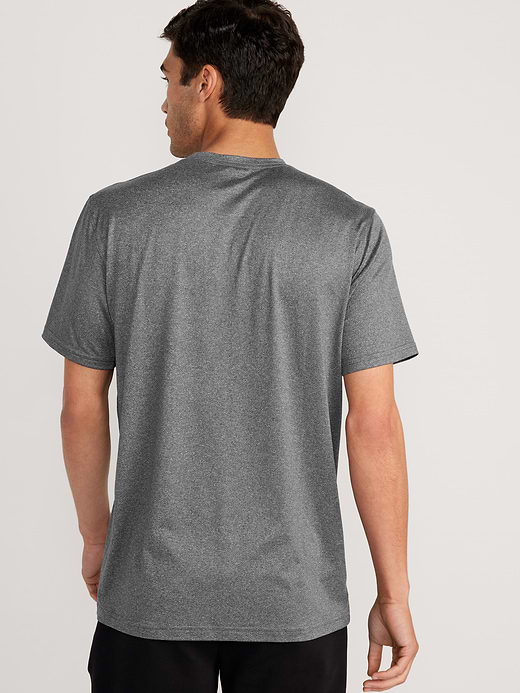 Old Navy CloudMotion  T-Shirt — photo 3