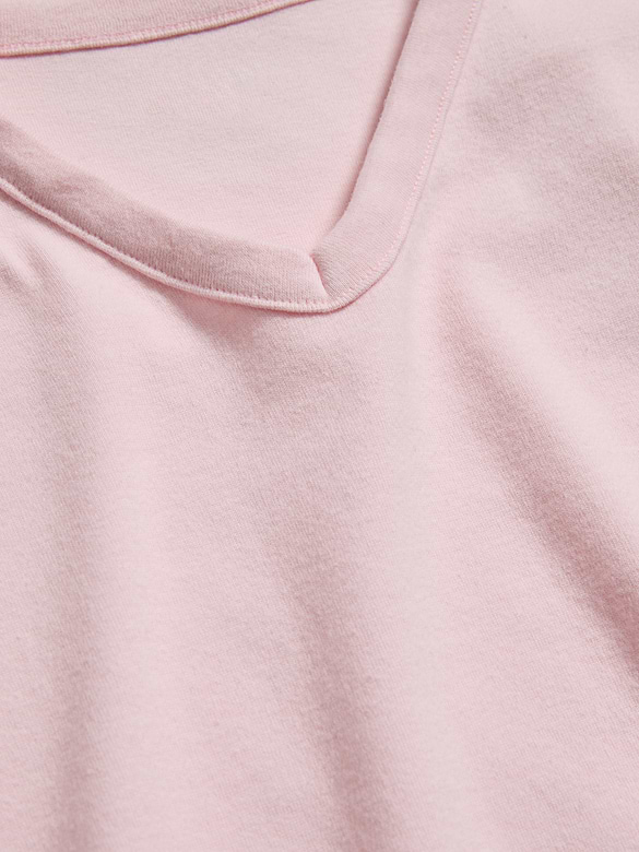 Old Navy Snug High V-Neck T-Shirt — photo 5