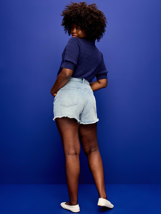 Old Navy Curvy High-Waisted OG Jean Cut-Off Shorts -- 4-inch inseam — photo 7